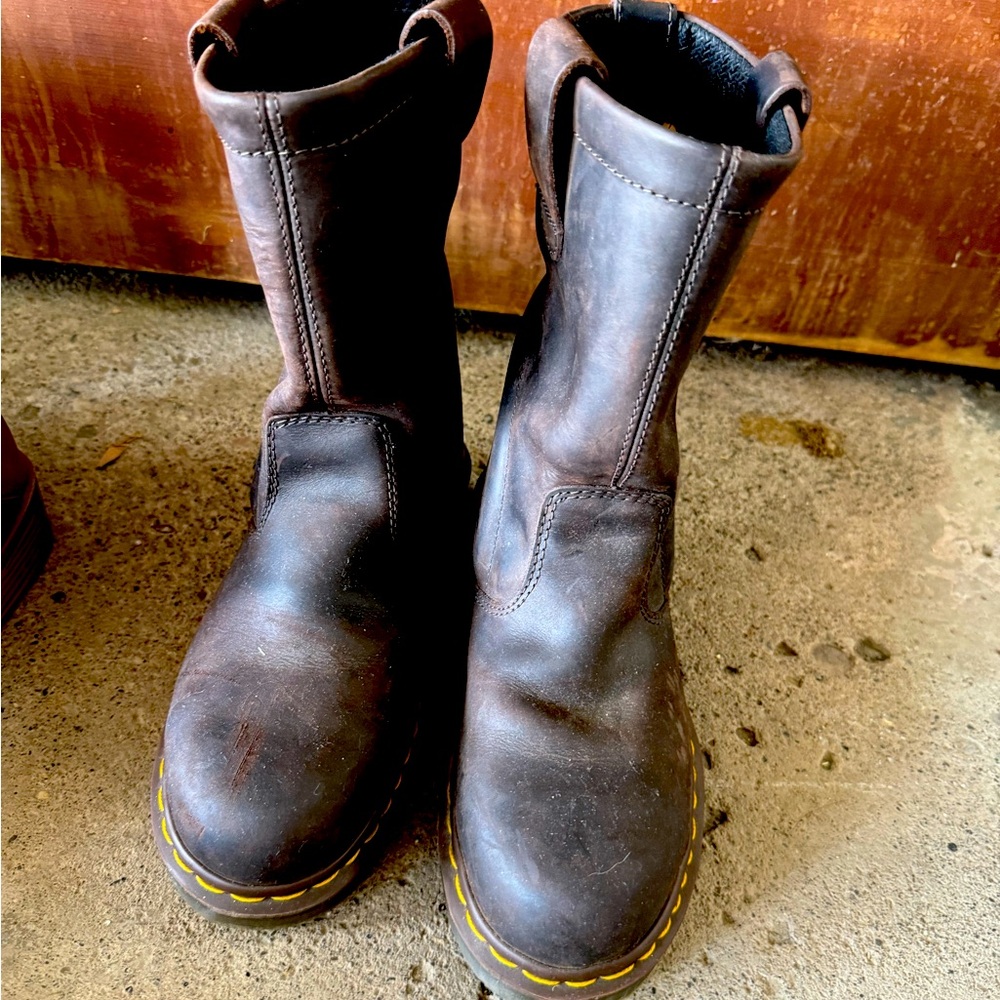 Doc Martin Steal toe boots